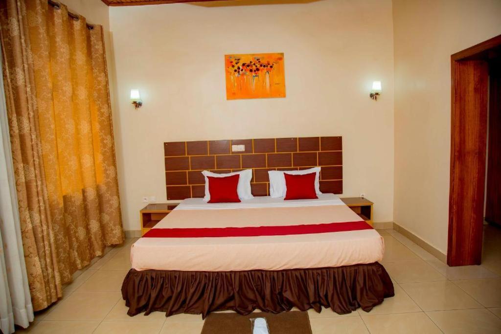 Dana Kigali Hotel Екстериор снимка