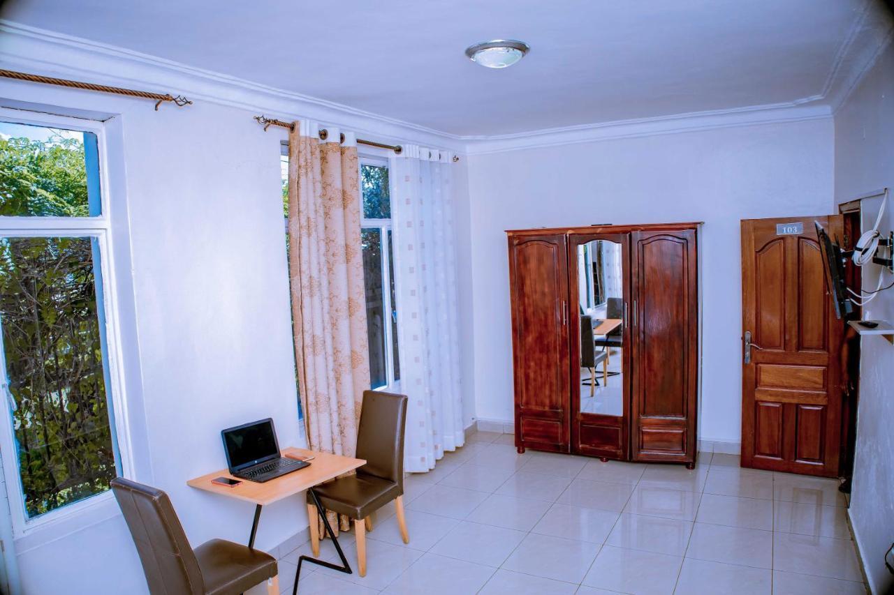 Dana Kigali Hotel Стая снимка